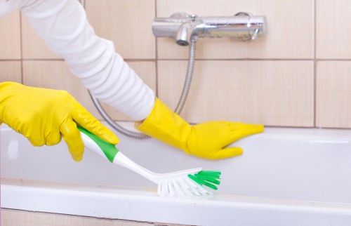 Detailed kitchen end of tenancy cleaning in a Wandsworth property